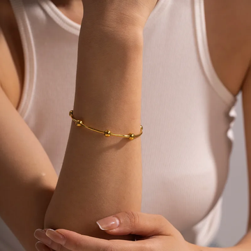 Valentina Bangle