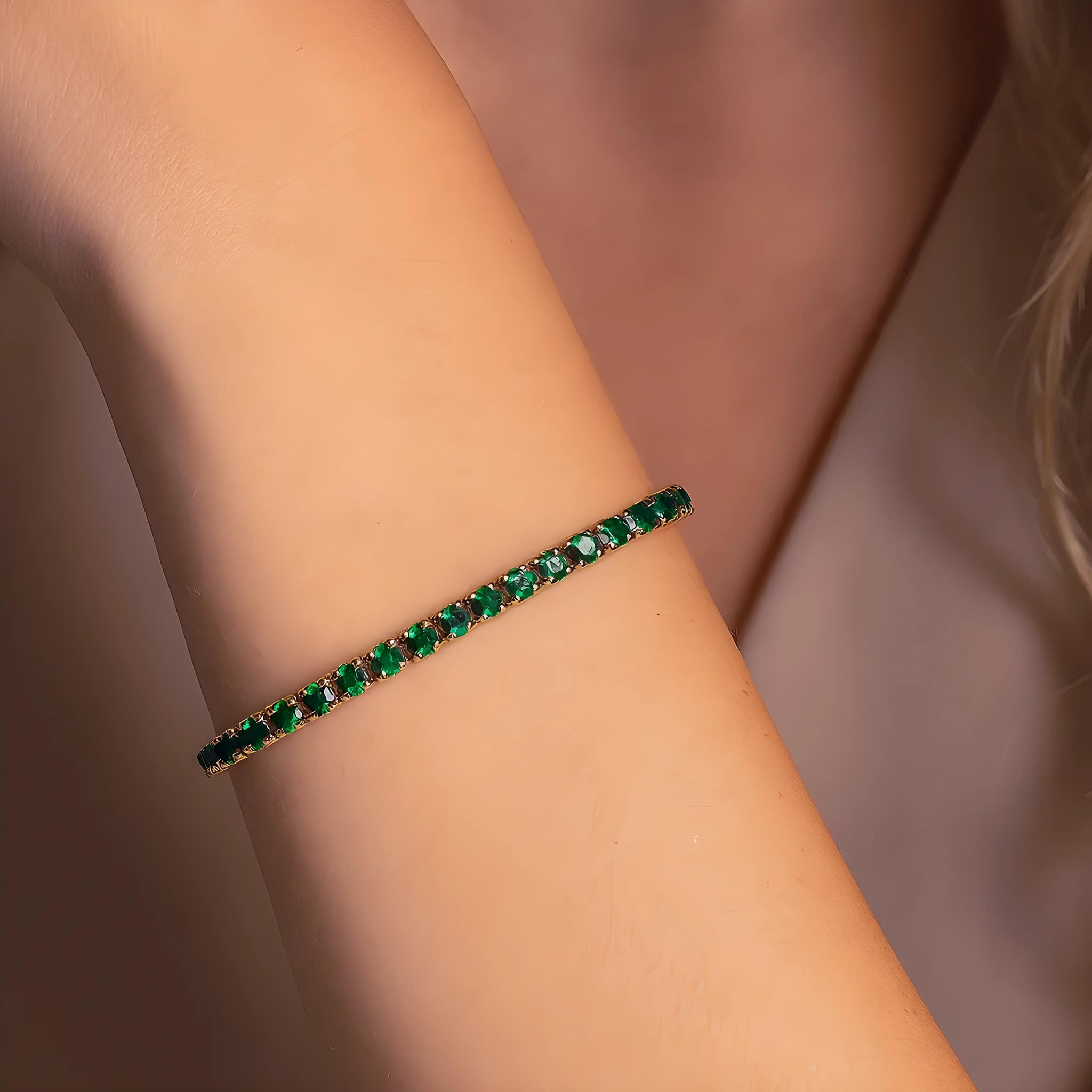 Emerald Echo Bracelet