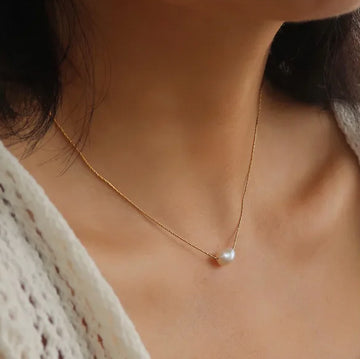 LuxePearl Necklace